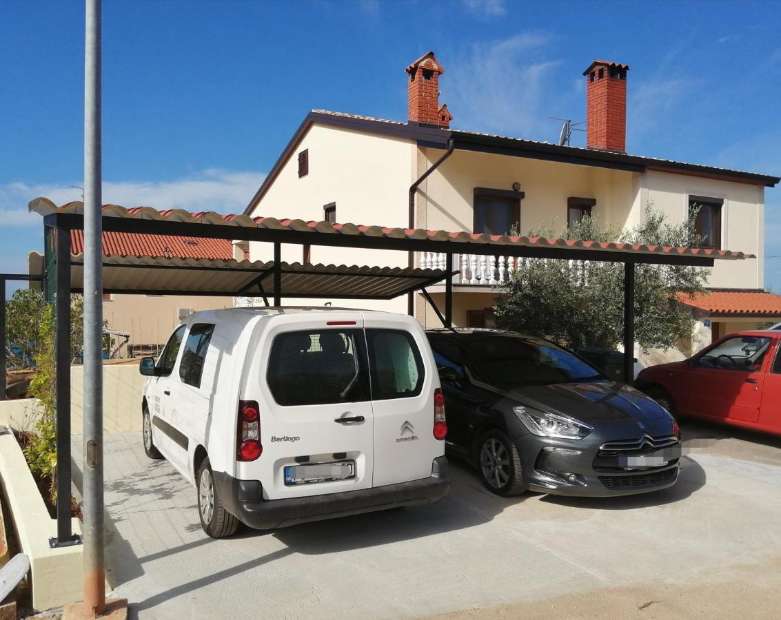 Apartment Kris أوماغ المظهر الخارجي الصورة